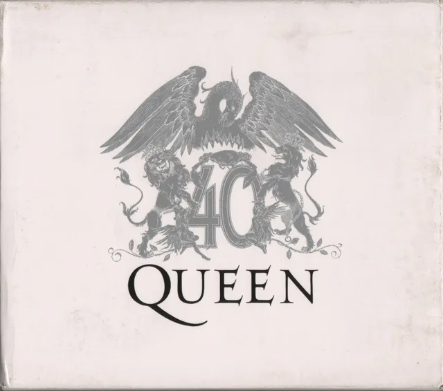 Queen 40 封面