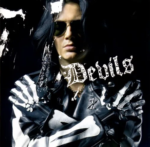 Devils 封面