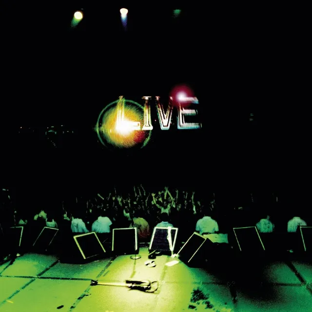Live 封面