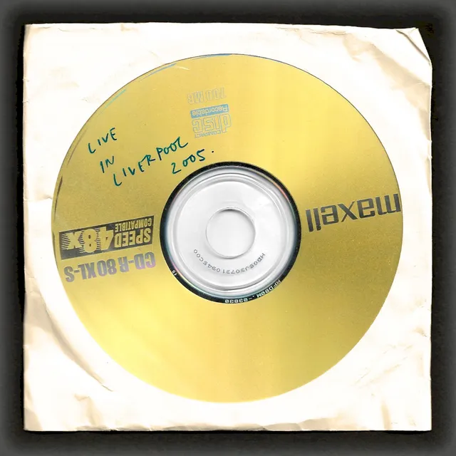 Live in Liverpool 2005 封面